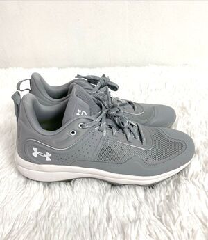 Under Armour Softball Cleats Women’s Size 8.5 Gray Sisterhood Microtips
